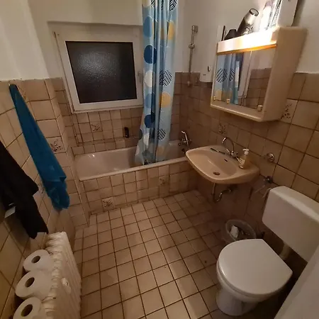 Δωμάτια σε οικογενειακή κατοικία Ruhrroom Rr